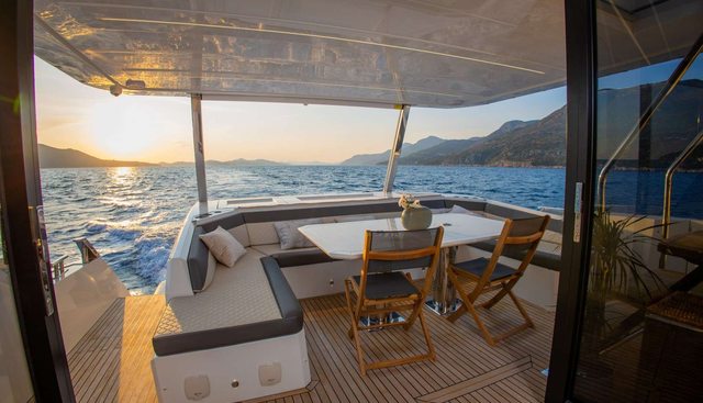 PARADISE yacht charter 5
