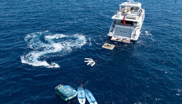 ZOZO yacht charter 5
