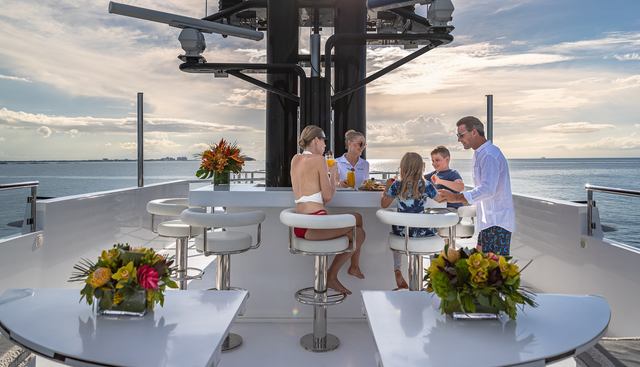 HIGHLANDER yacht charter 4