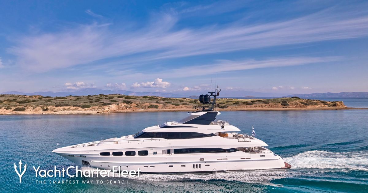 MAESTRO yacht charter 2