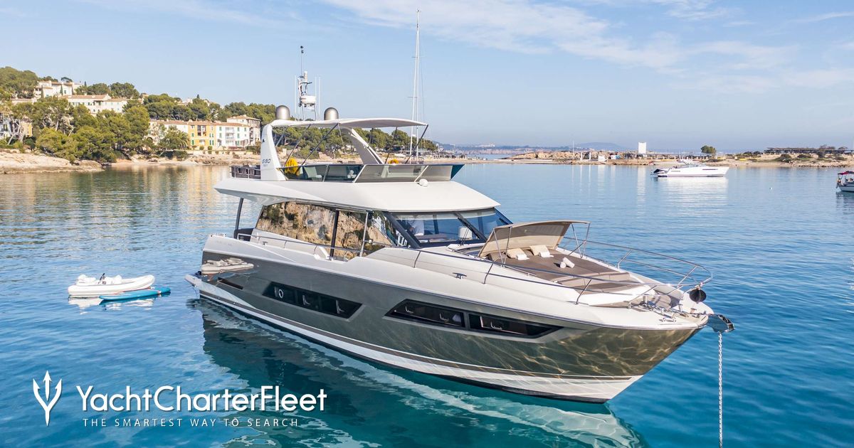 BLUE M yacht charter 2