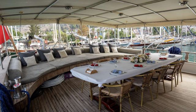 PRENSES SELIN yacht charter 5