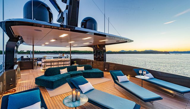 LOEWE yacht charter 3