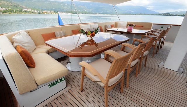 LADYSHIP yacht charter 4