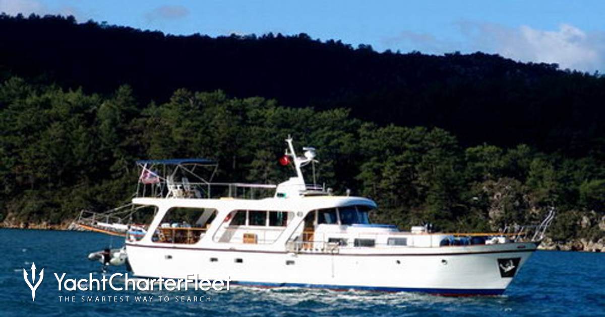 SHANGRI - LA yacht charter 2
