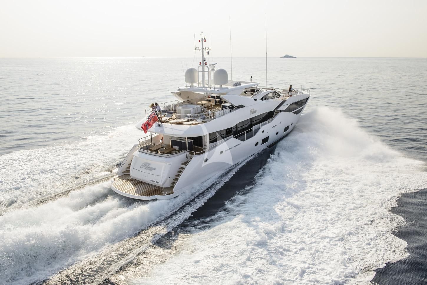 FLEUR yacht charter 5
