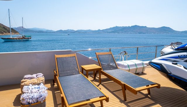 MERVE yacht charter 5