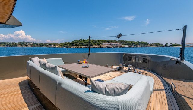 KOKONUT'S WALLY yacht charter 2