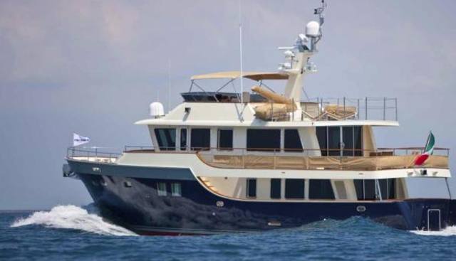 SAPUCAI yacht charter 2