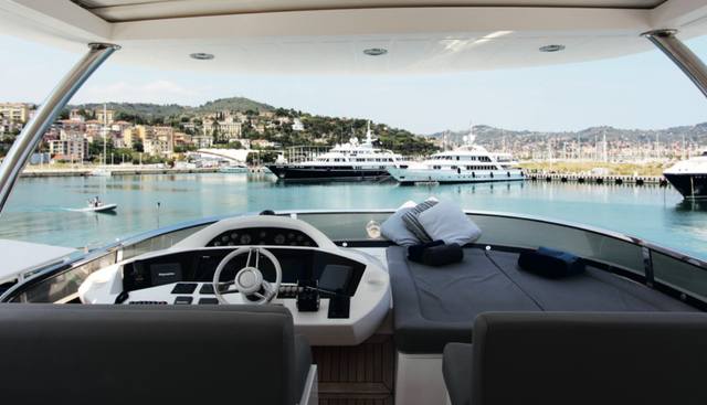 VITA yacht charter 5