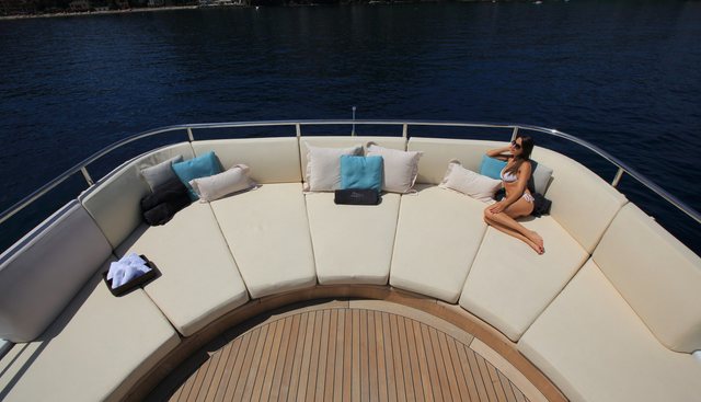 ROLA yacht charter 4