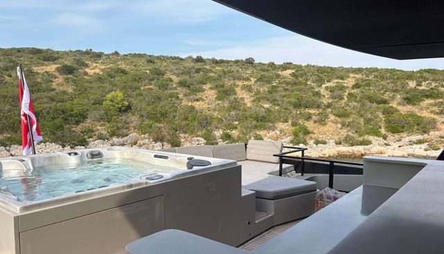 FUNKY CHOICE yacht charter 2