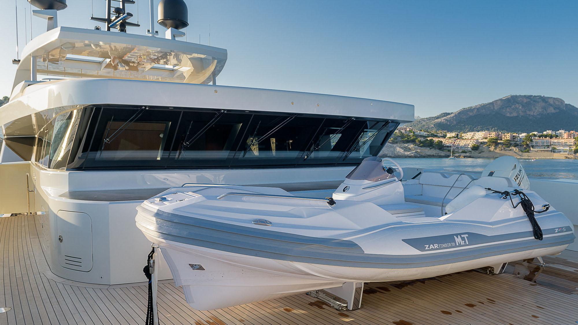 MR T yacht charter 2