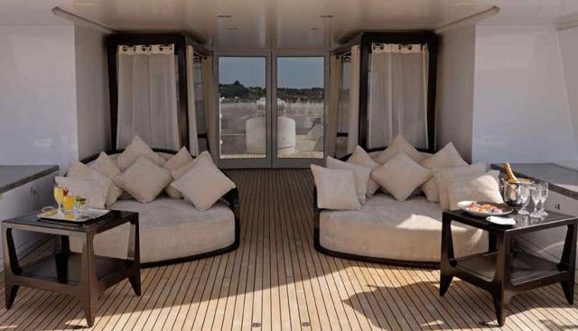 MY LITTLE VIOLET yacht charter 4