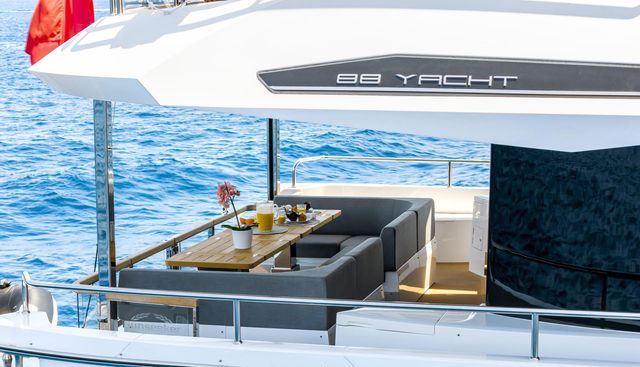 JUNIOR yacht charter 5
