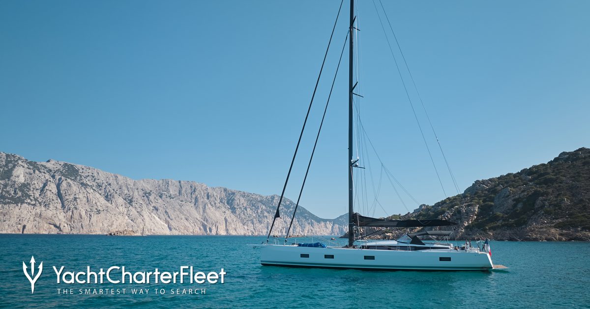 AMURI yacht charter 2