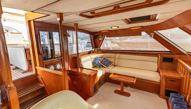 MUSTANG yacht charter 2