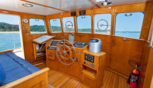 BALI HAI II yacht charter 5