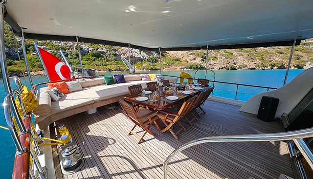 ARNI yacht charter 5