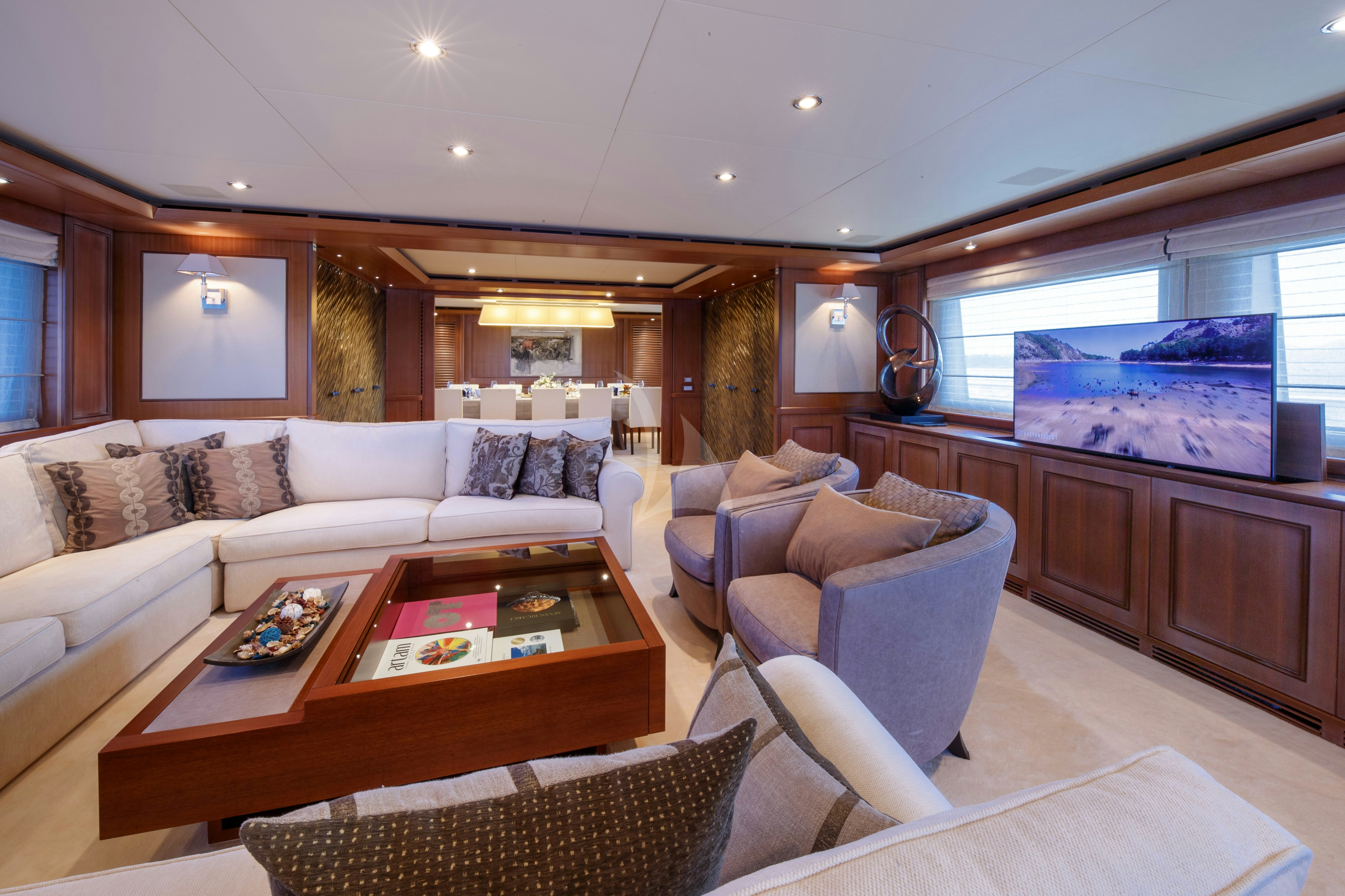 O'LION yacht charter 5