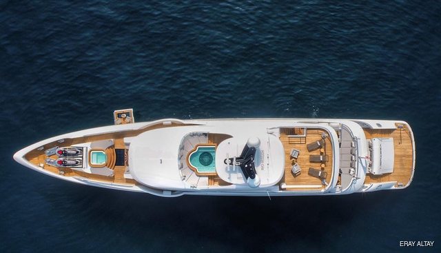 STARBURST III yacht charter 5