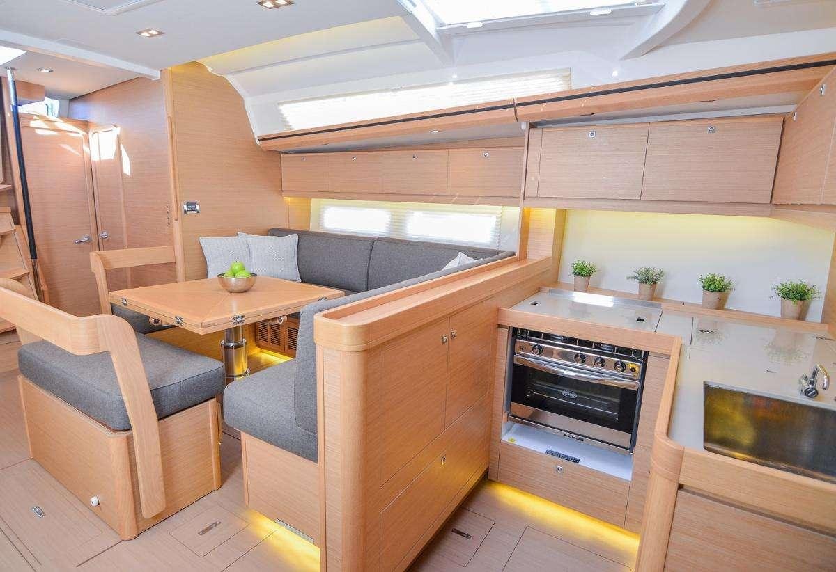 NINETEEN yacht charter 2