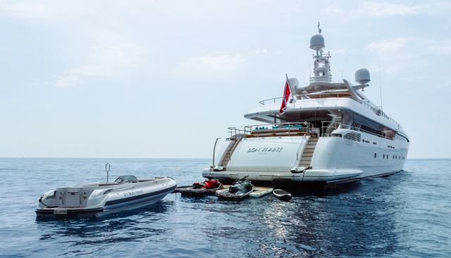 BON VIVANT yacht charter 5