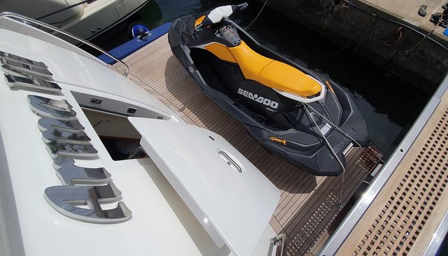 ARMA VII yacht charter 5