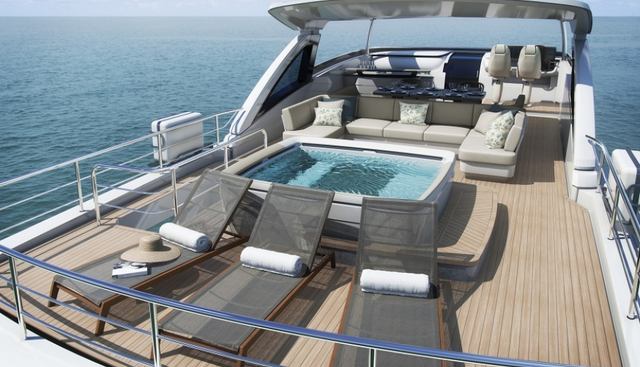 BRAVO ZULU yacht charter 3