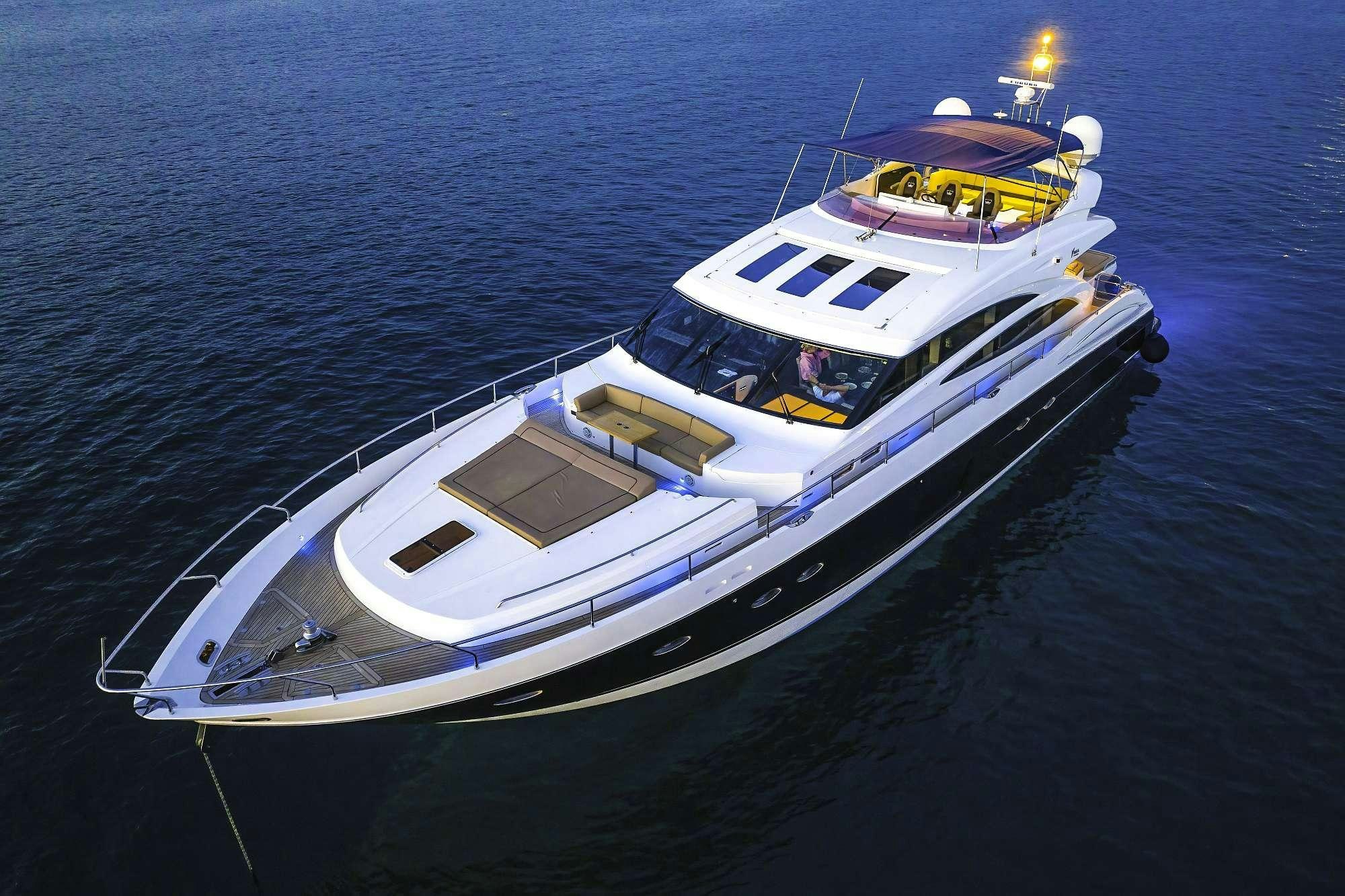 AGAVE yacht charter 5