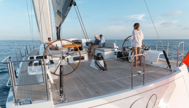 LEO yacht charter 2