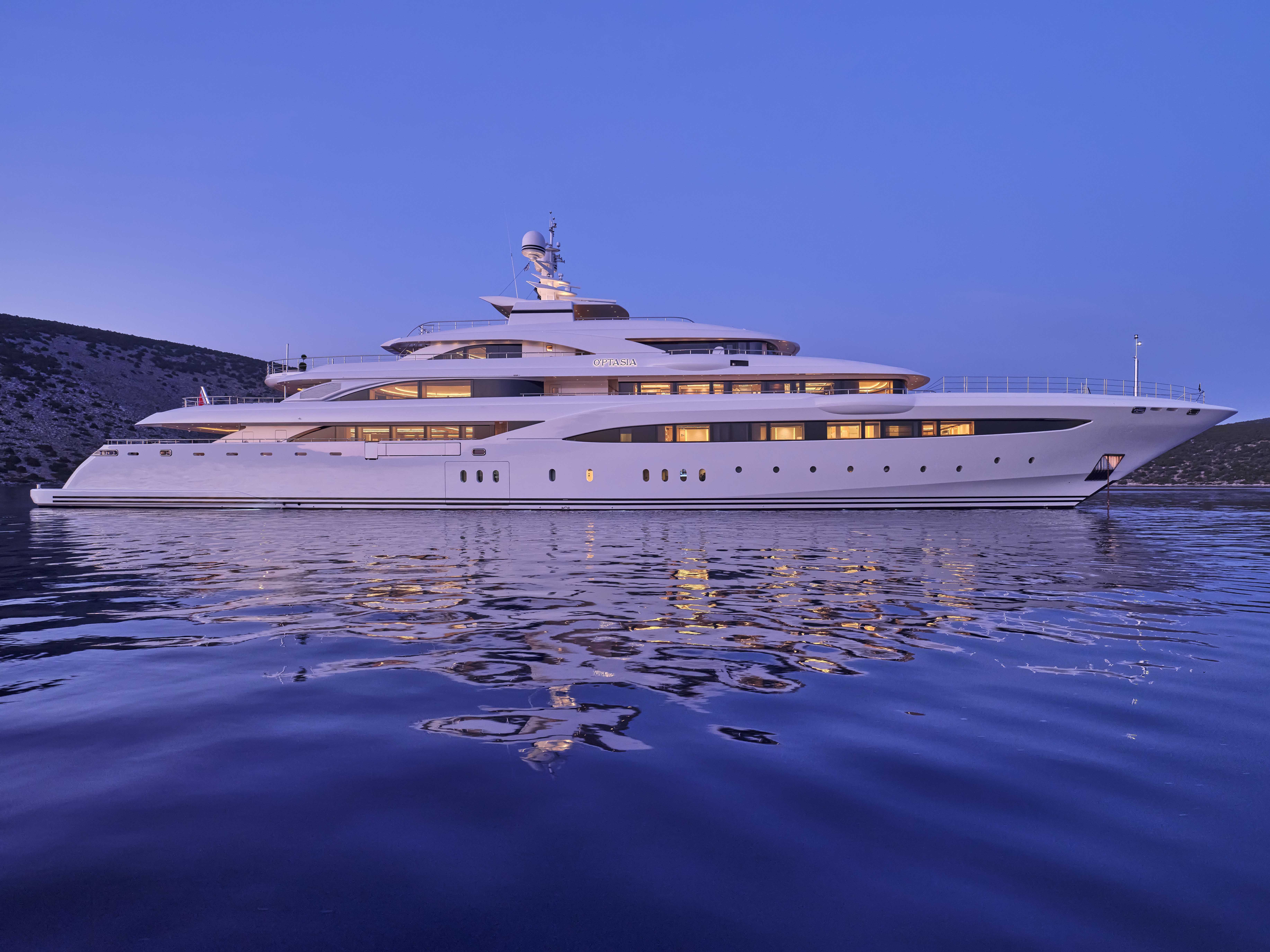 O'PTASIA yacht charter 5