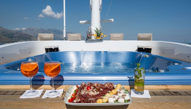 TANANAI yacht charter 3