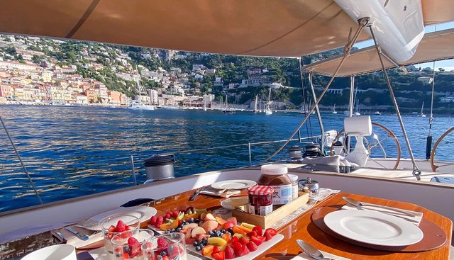 CONSTANTER yacht charter 3