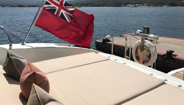7 ZERO yacht charter 5