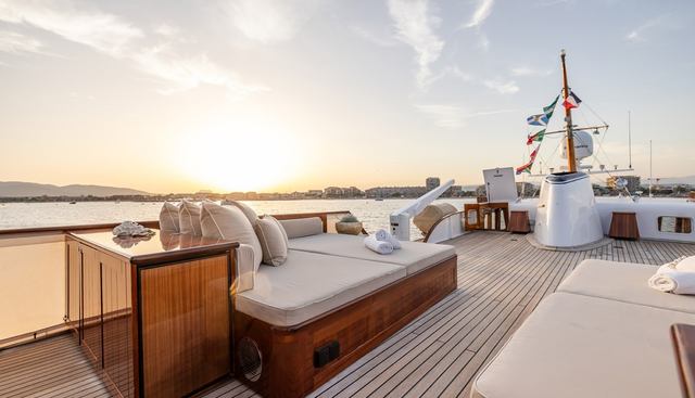 SISSI yacht charter 4
