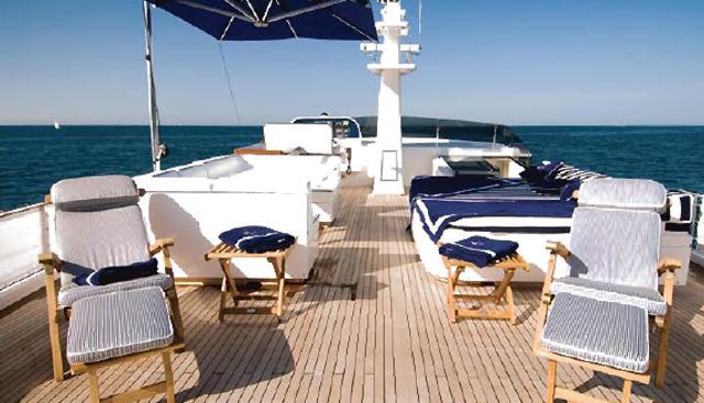 MR WHITE yacht charter 2