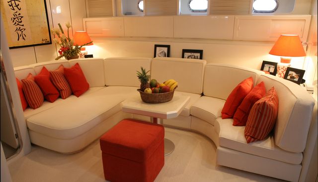 LUCE ONE yacht charter 5