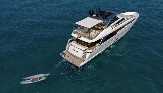 PAUSE yacht charter 5