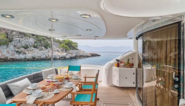 M FIVE yacht charter 4