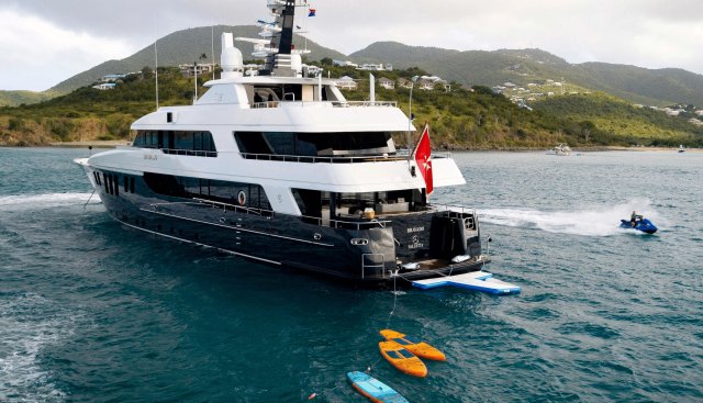 BRAVADO yacht charter 5