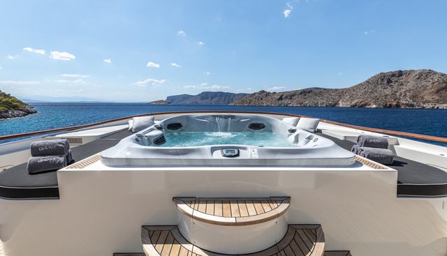 GHOST III yacht charter 2
