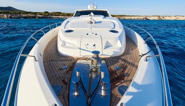 OCEANS 5 yacht charter 2