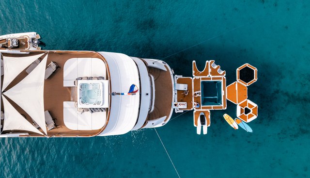 CRISTAL yacht charter 4