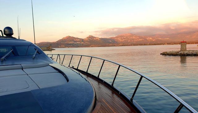 REVELLA yacht charter 3