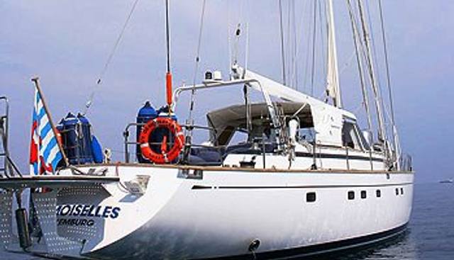 DEMOISELLES yacht charter 2