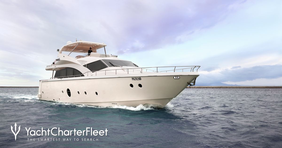 QUESTA È VITA yacht charter 2