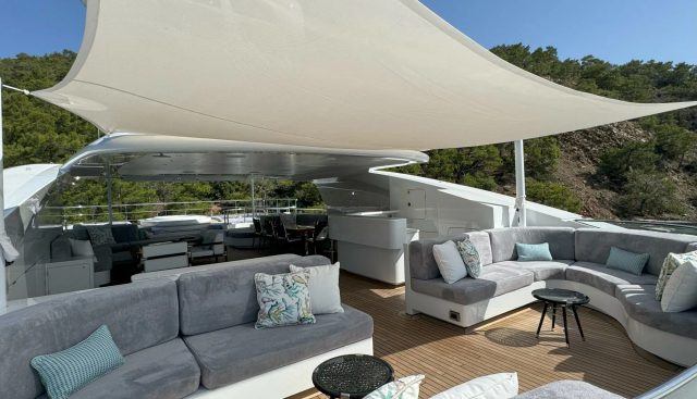 IMMERSIVE yacht charter 4