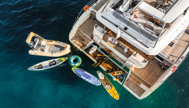 WHITE CAPS yacht charter 5