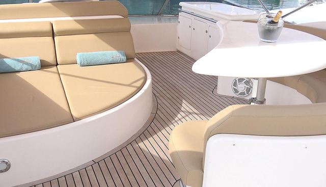 KITTY KAT yacht charter 4
